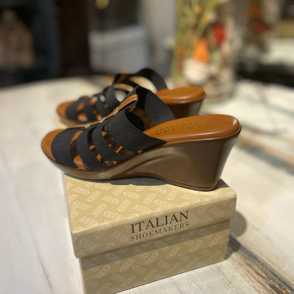 Italian Shoemakers Clover 4 Band Wedge Sandals, - Picture 3 of 8